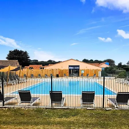 Les Baigneuses - Piscines Chauffees * Saint-Hilaire-de-Talmont